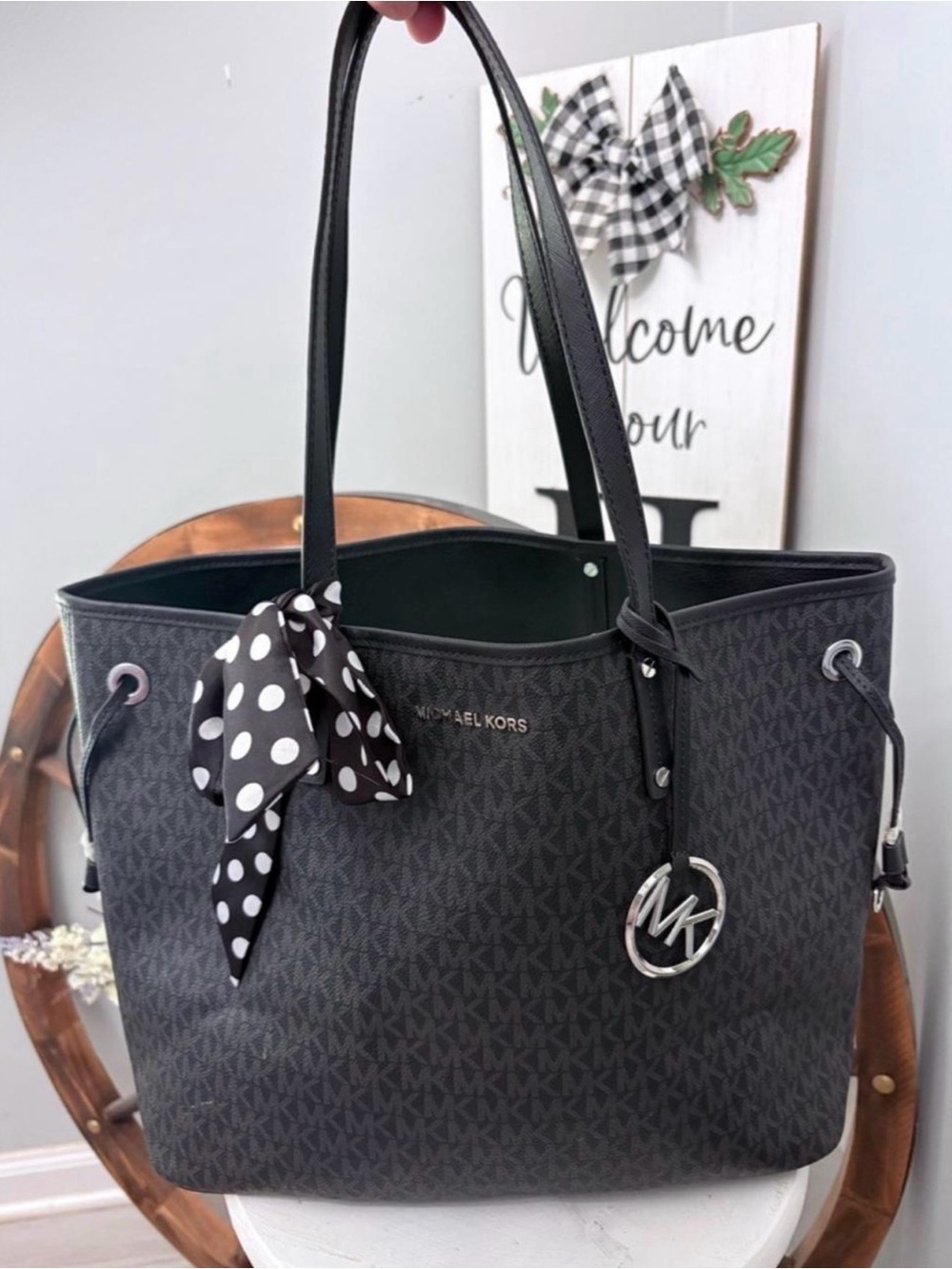 MICHAEL KORS Jet Set Black/Gray Travel Signature Logo Tote PVC